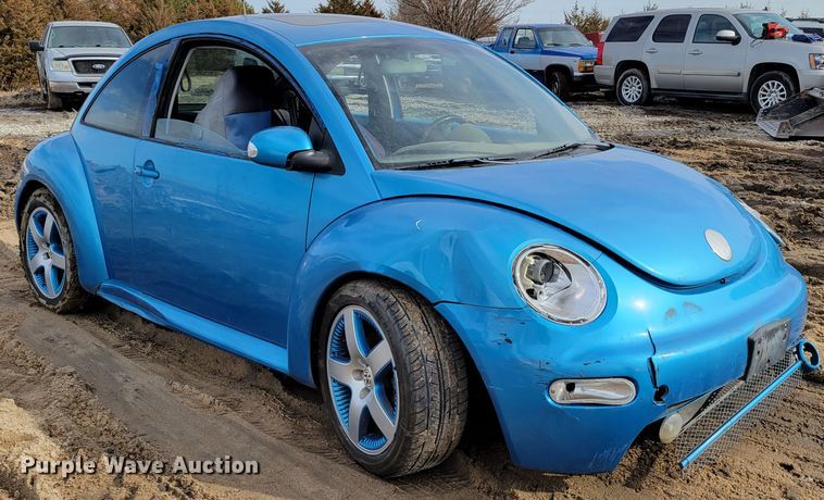image for item LX9292 2004 Volkswagen New Beetle