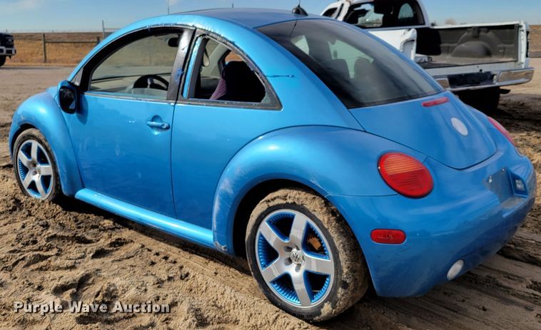 image for item LX9292 2004 Volkswagen New Beetle