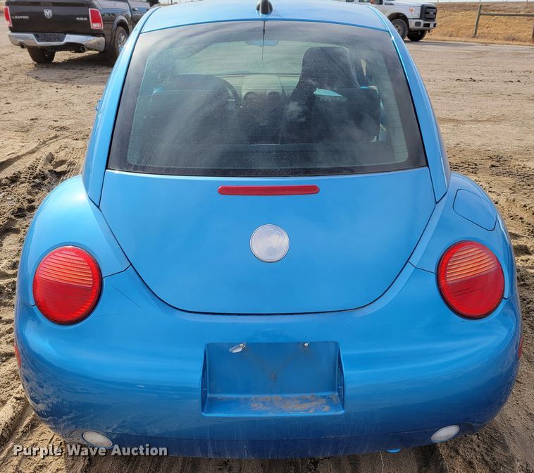image for item LX9292 2004 Volkswagen New Beetle