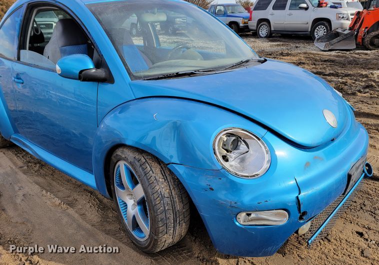 image for item LX9292 2004 Volkswagen New Beetle