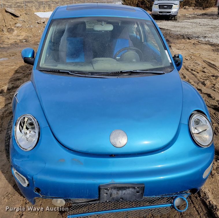 image for item LX9292 2004 Volkswagen New Beetle