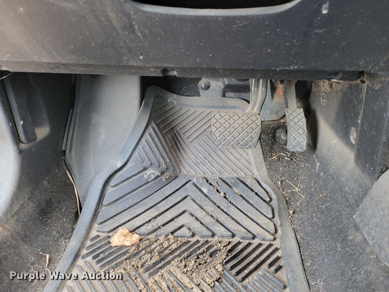 image for item LX9292 2004 Volkswagen New Beetle