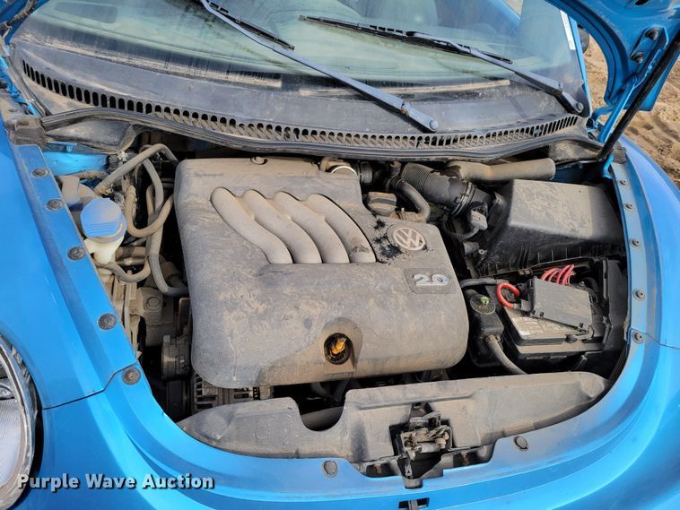 image for item LX9292 2004 Volkswagen New Beetle