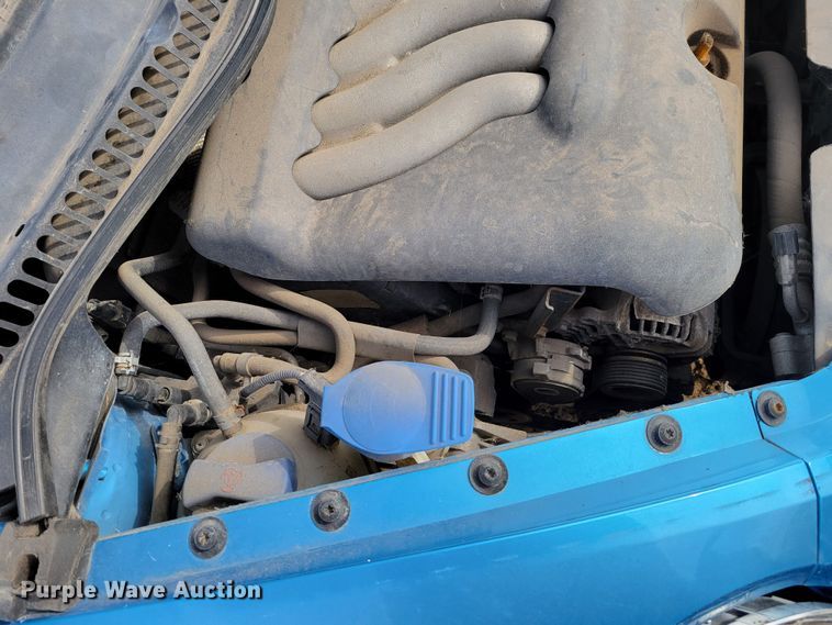 image for item LX9292 2004 Volkswagen New Beetle