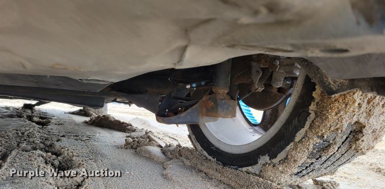 image for item LX9292 2004 Volkswagen New Beetle