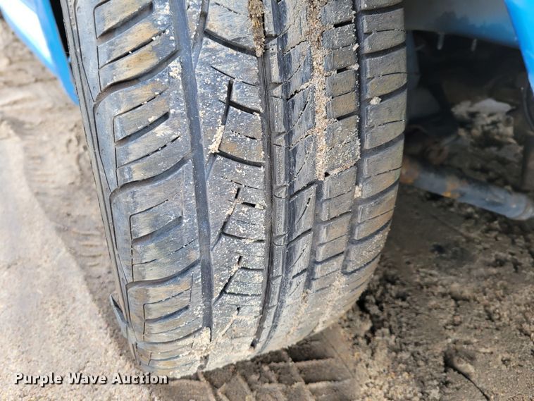 image for item LX9292 2004 Volkswagen New Beetle