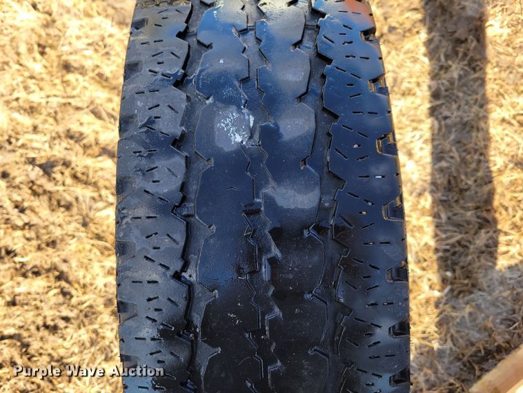 image for item LX9294 (5) LT235/85R16 tires and wheels