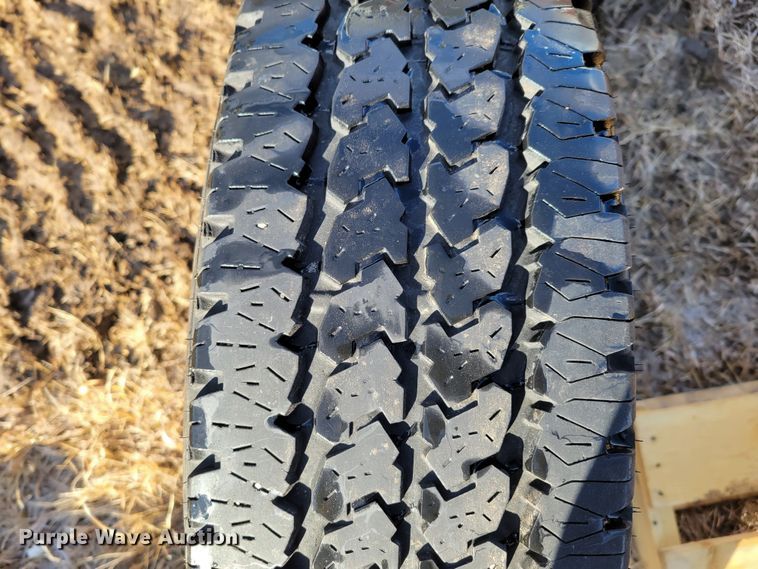image for item LX9294 (5) LT235/85R16 tires and wheels