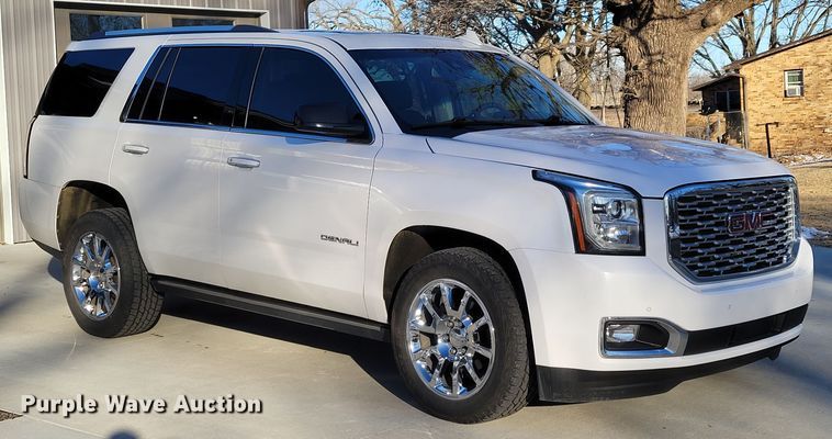 image for item LY9946 2017 GMC Yukon Denali  SUV