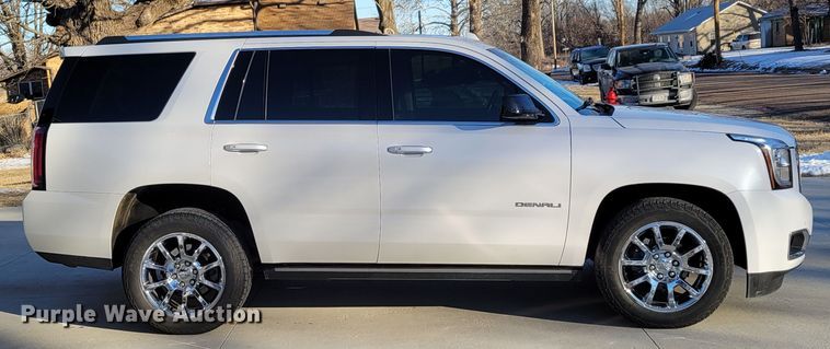 image for item LY9946 2017 GMC Yukon Denali  SUV