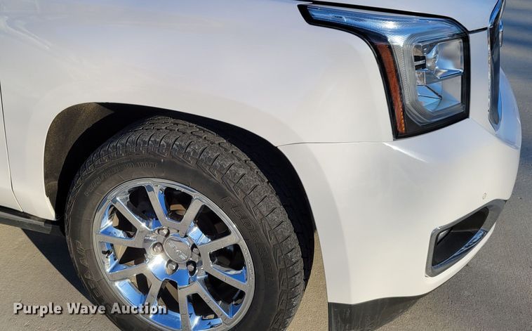 image for item LY9946 2017 GMC Yukon Denali  SUV