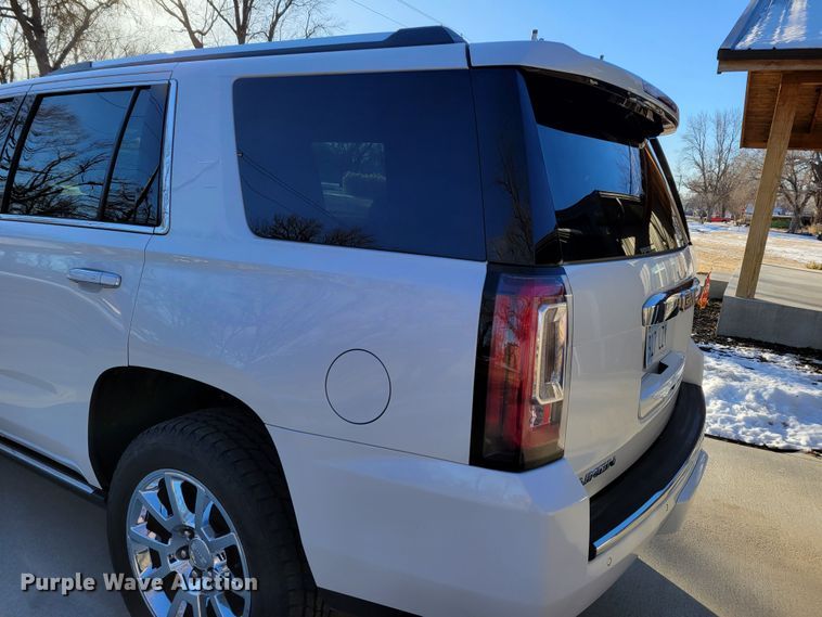 image for item LY9946 2017 GMC Yukon Denali  SUV