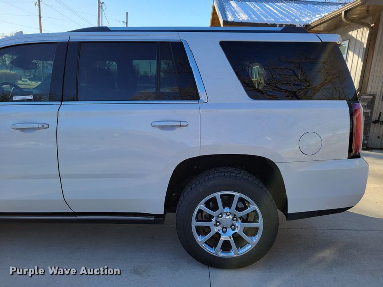 image for item LY9946 2017 GMC Yukon Denali  SUV