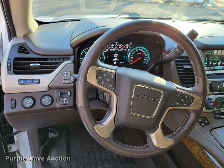 image for item LY9946 2017 GMC Yukon Denali  SUV