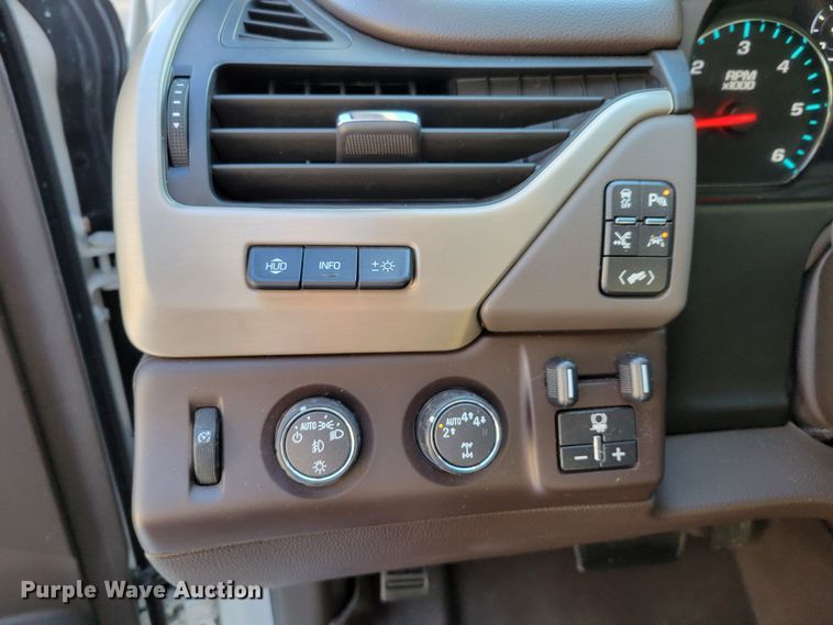 image for item LY9946 2017 GMC Yukon Denali  SUV