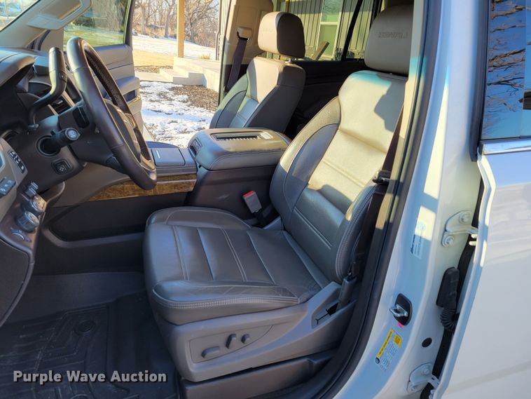 image for item LY9946 2017 GMC Yukon Denali  SUV