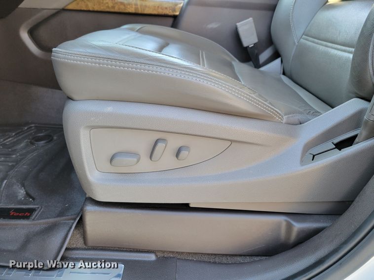 image for item LY9946 2017 GMC Yukon Denali  SUV