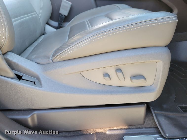 image for item LY9946 2017 GMC Yukon Denali  SUV