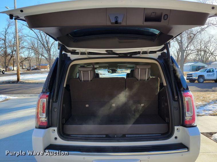 image for item LY9946 2017 GMC Yukon Denali  SUV