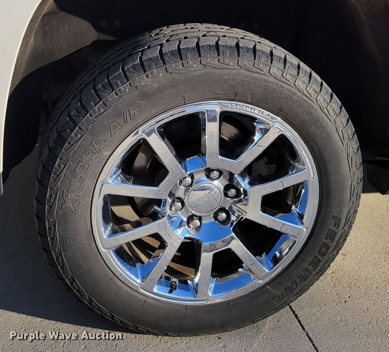 image for item LY9946 2017 GMC Yukon Denali  SUV