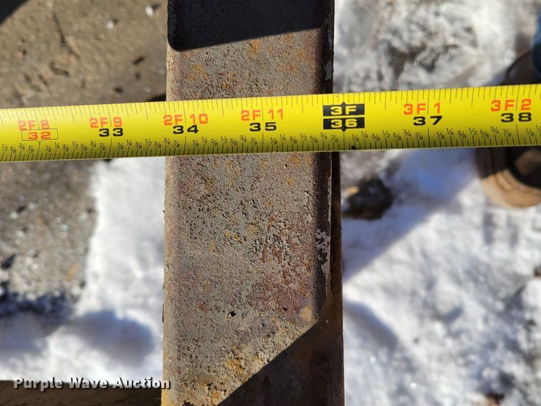 image for item LY9948 Clausing 2217  drill press