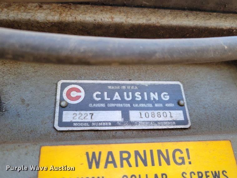 image for item LY9948 Clausing 2217  drill press