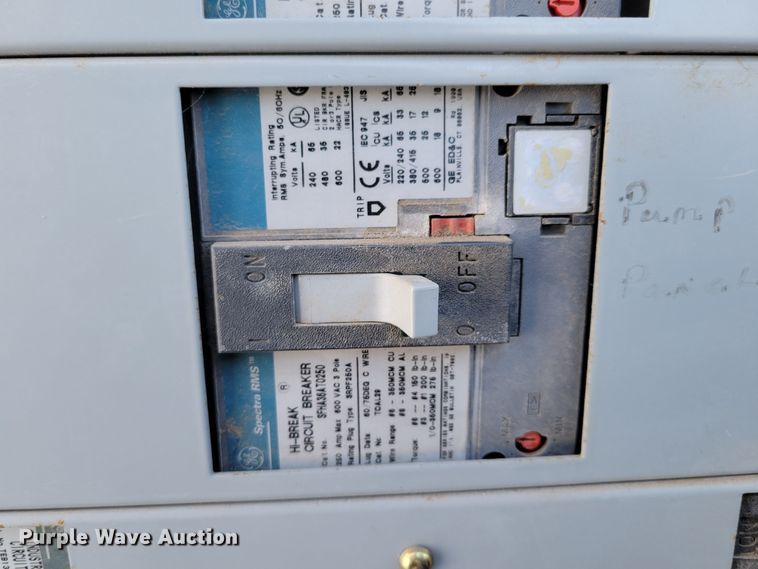 image for item LY9951 GE Spectra Series Power Panelboards  safety switch enclosure