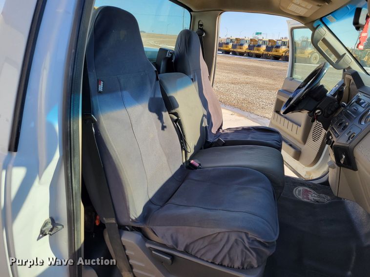 image for item LY9953 2009 Ford F250 Super Duty XLT  pickup truck