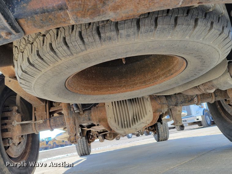 image for item LY9953 2009 Ford F250 Super Duty XLT  pickup truck