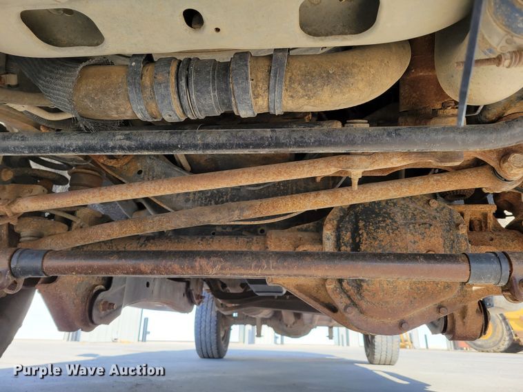 image for item LY9953 2009 Ford F250 Super Duty XLT  pickup truck