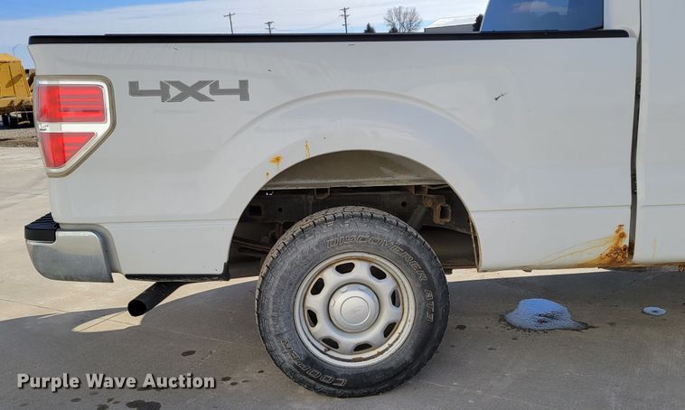 image for item LY9954 2014 Ford F150 XL  SuperCab pickup truck