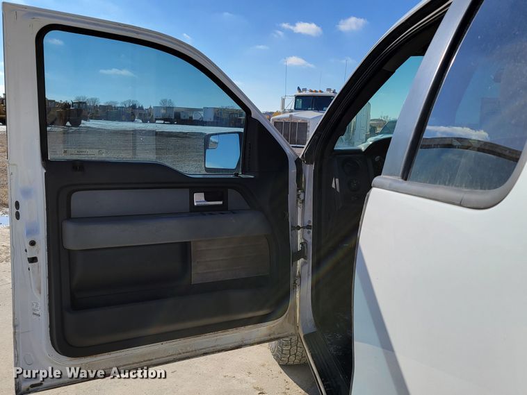 image for item LY9954 2014 Ford F150 XL  SuperCab pickup truck