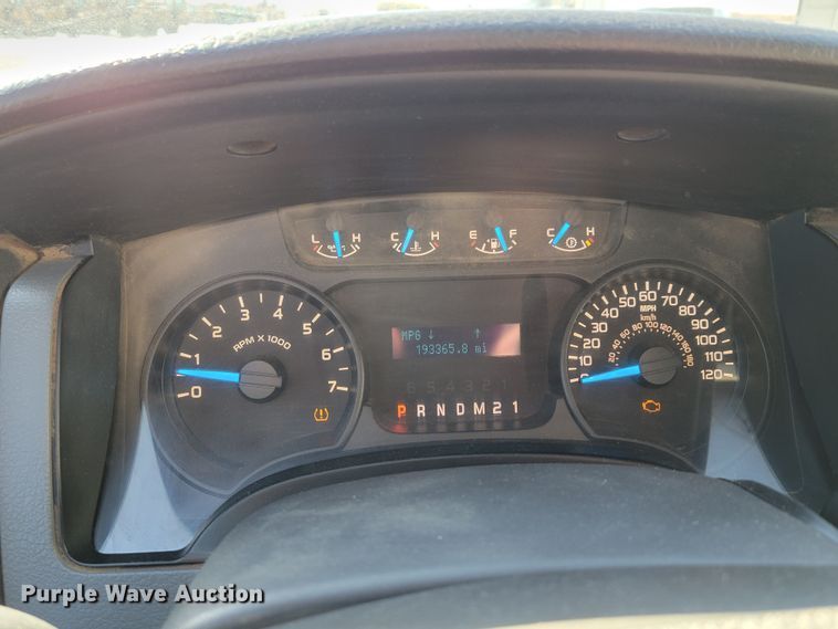 image for item LY9954 2014 Ford F150 XL  SuperCab pickup truck