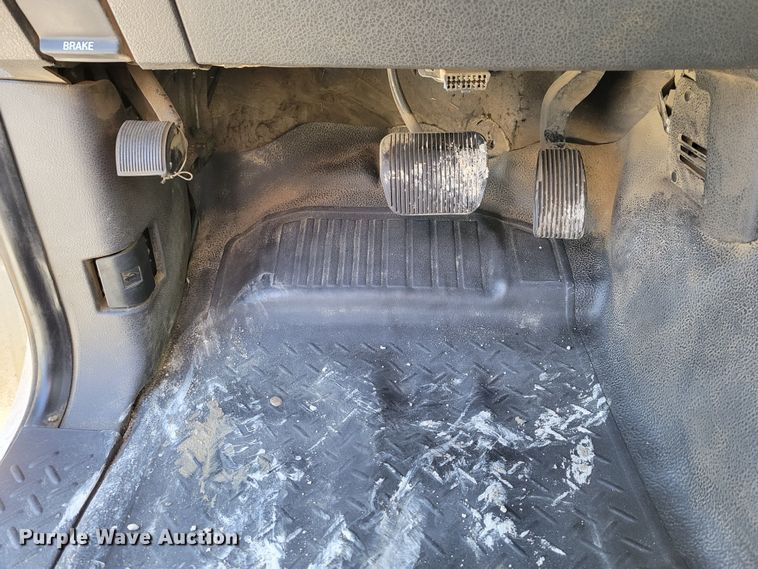 image for item LY9954 2014 Ford F150 XL  SuperCab pickup truck