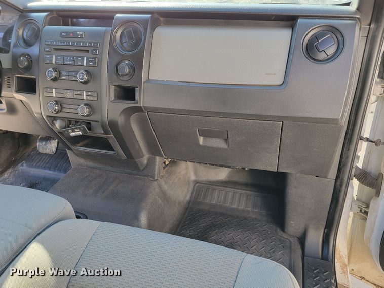 image for item LY9954 2014 Ford F150 XL  SuperCab pickup truck