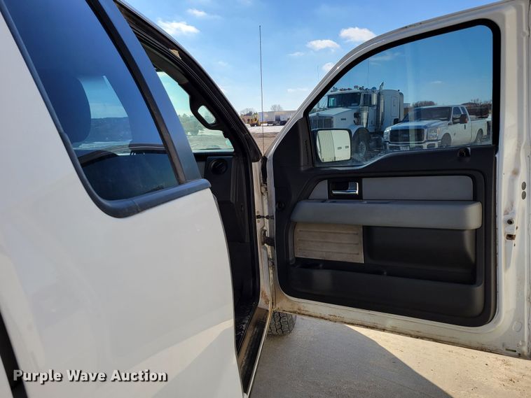 image for item LY9954 2014 Ford F150 XL  SuperCab pickup truck