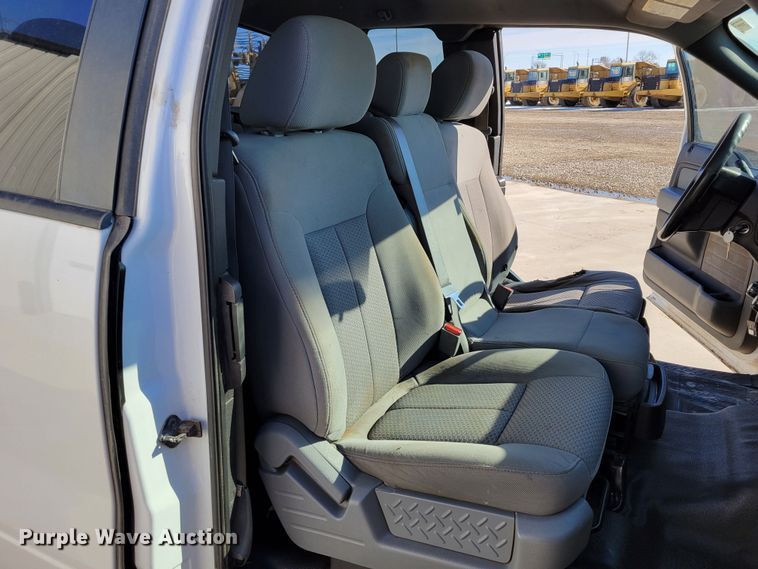 image for item LY9954 2014 Ford F150 XL  SuperCab pickup truck