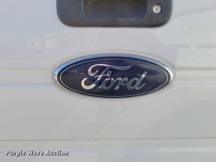 image for item LY9954 2014 Ford F150 XL  SuperCab pickup truck