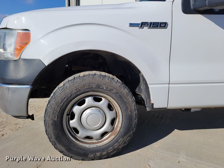 image for item LY9954 2014 Ford F150 XL  SuperCab pickup truck