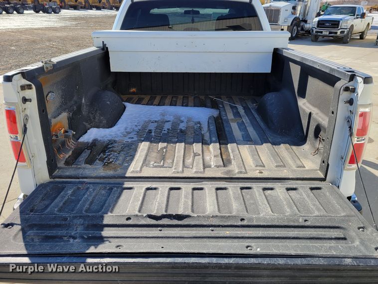 image for item LY9955 2014 Ford F150 XL  SuperCab pickup truck