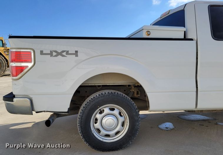 image for item LY9955 2014 Ford F150 XL  SuperCab pickup truck