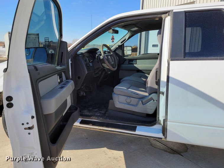 image for item LY9955 2014 Ford F150 XL  SuperCab pickup truck