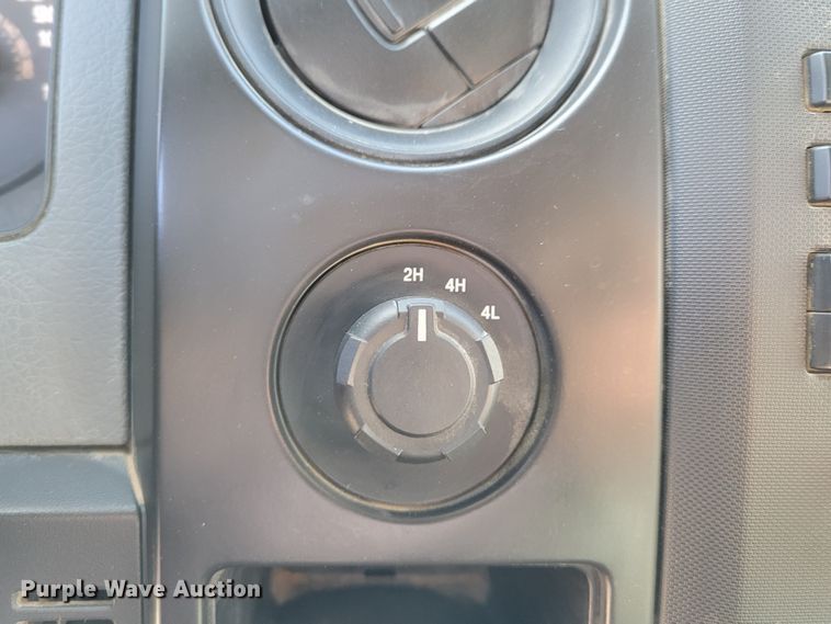 image for item LY9955 2014 Ford F150 XL  SuperCab pickup truck