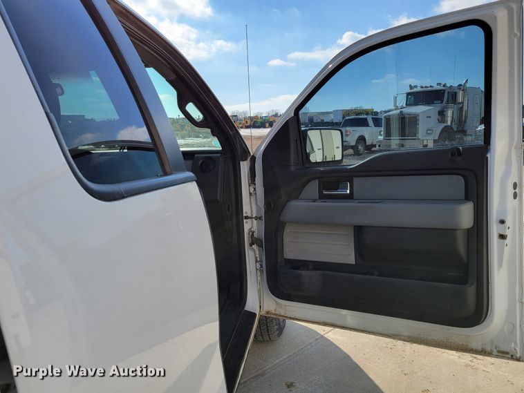 image for item LY9955 2014 Ford F150 XL  SuperCab pickup truck