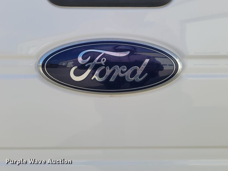 image for item LY9955 2014 Ford F150 XL  SuperCab pickup truck