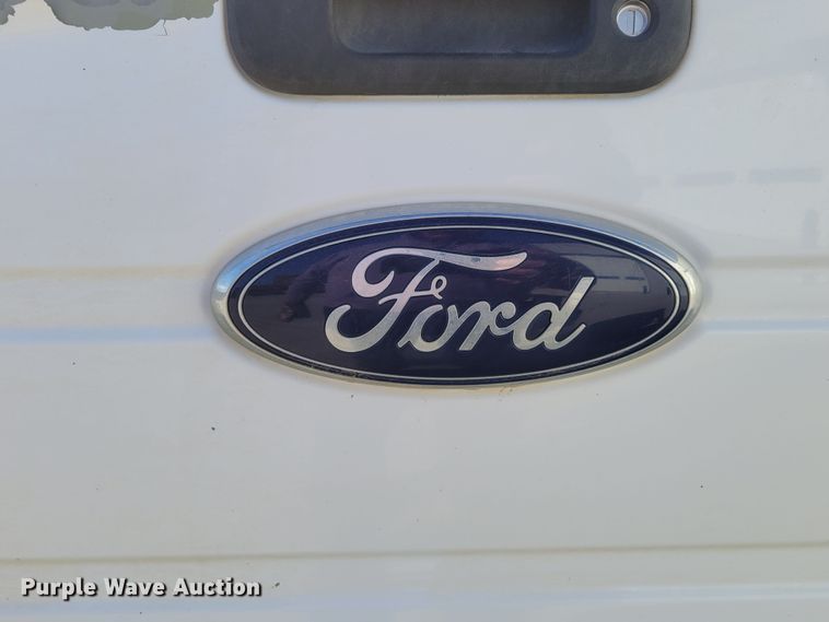 image for item LY9956 2014 Ford F150 XLT  SuperCrew pickup truck
