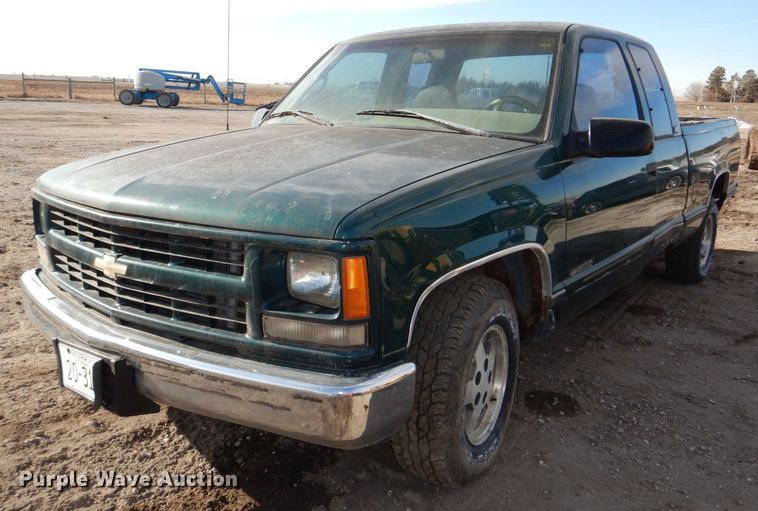 image for item LY9988 1996 Chevrolet 1500  pickup truck