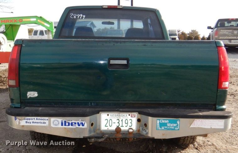 image for item LY9988 1996 Chevrolet 1500  pickup truck