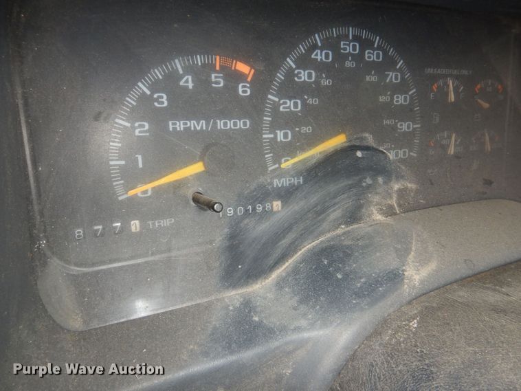 image for item LY9988 1996 Chevrolet 1500  pickup truck