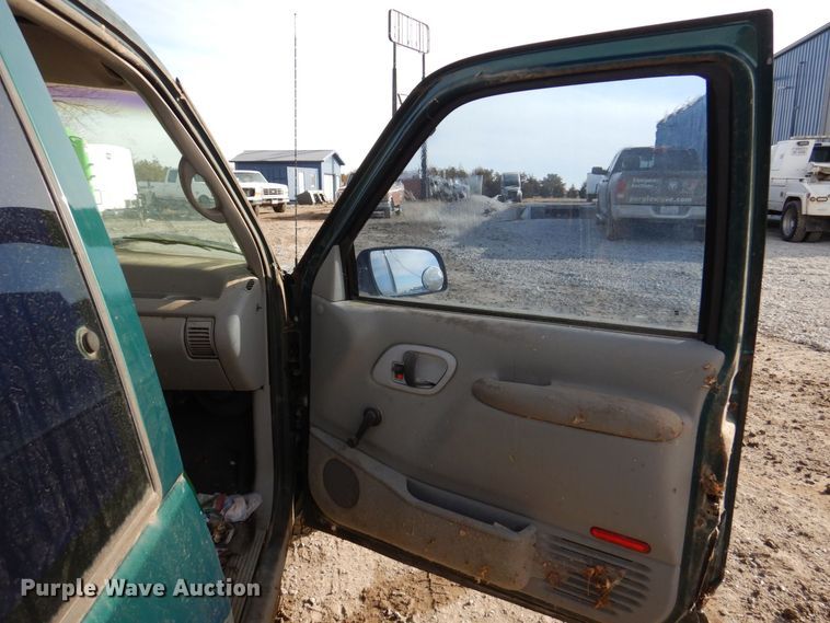 image for item LY9988 1996 Chevrolet 1500  pickup truck